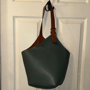 MDBM Madison De Beaute Marseilles CHOLET Bucket Leather Purse in Celeste